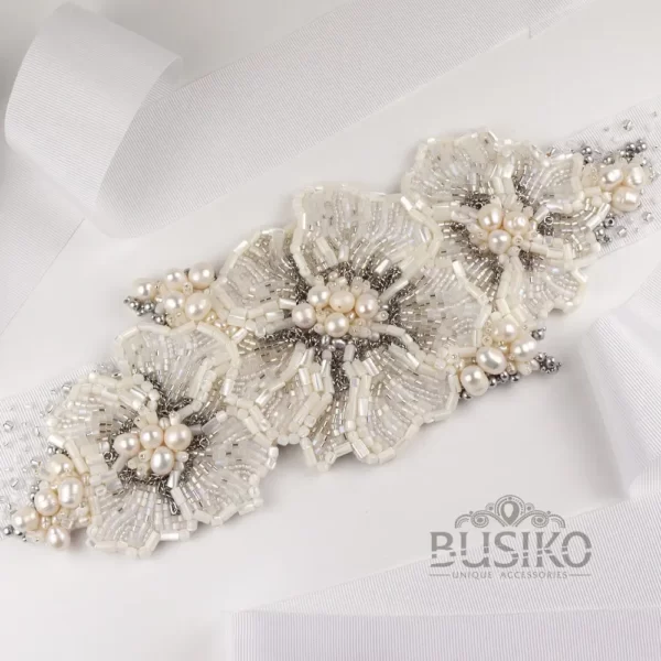 Floral wedding belt with pearls and mother of pearl - BUSIKO Jewelry Shop